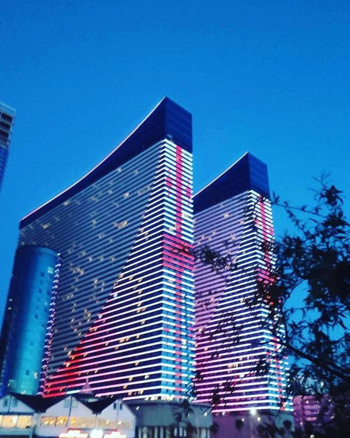 Orbi City Best Apartments 巴统 外观 照片