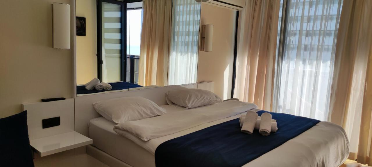 Orbi City Best Apartments 巴统 外观 照片