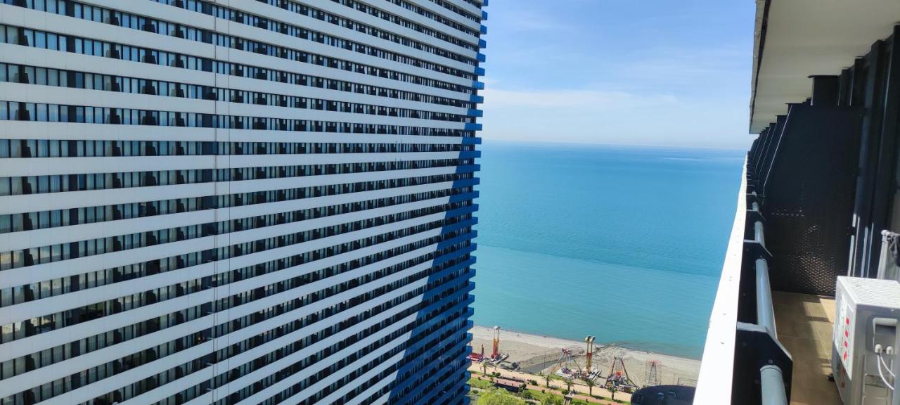 Orbi City Best Apartments 巴统 外观 照片