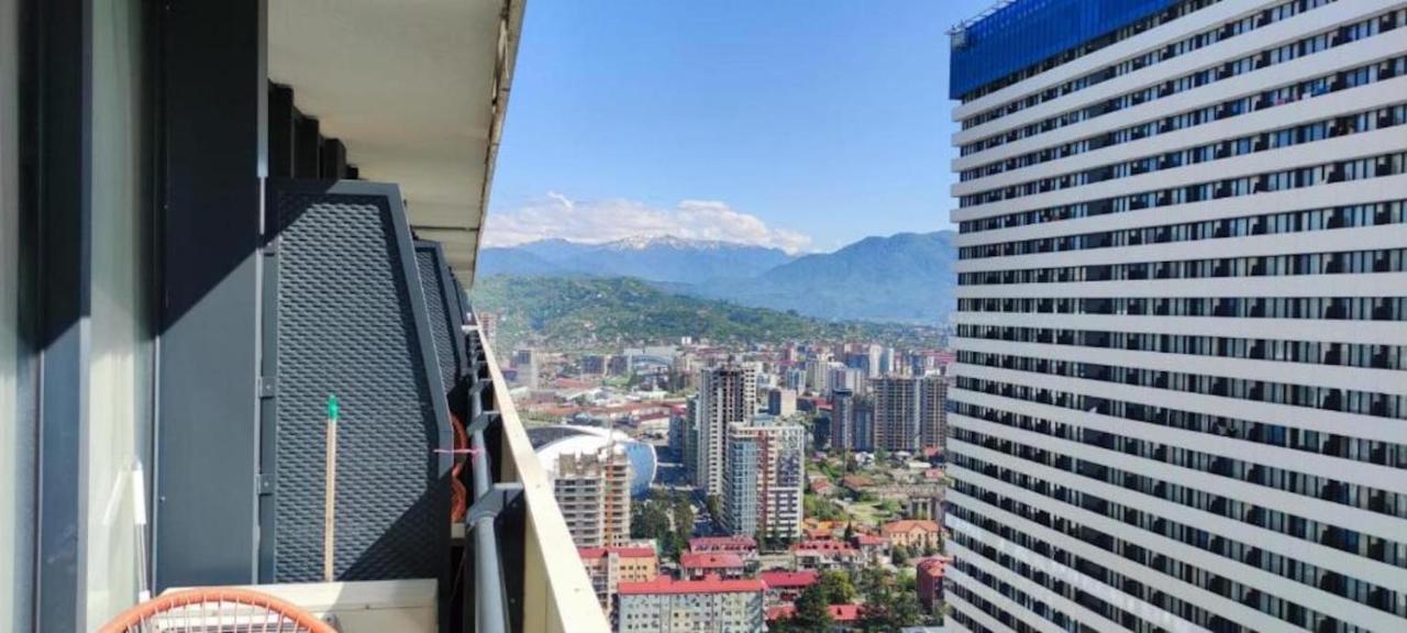 Orbi City Best Apartments 巴统 外观 照片