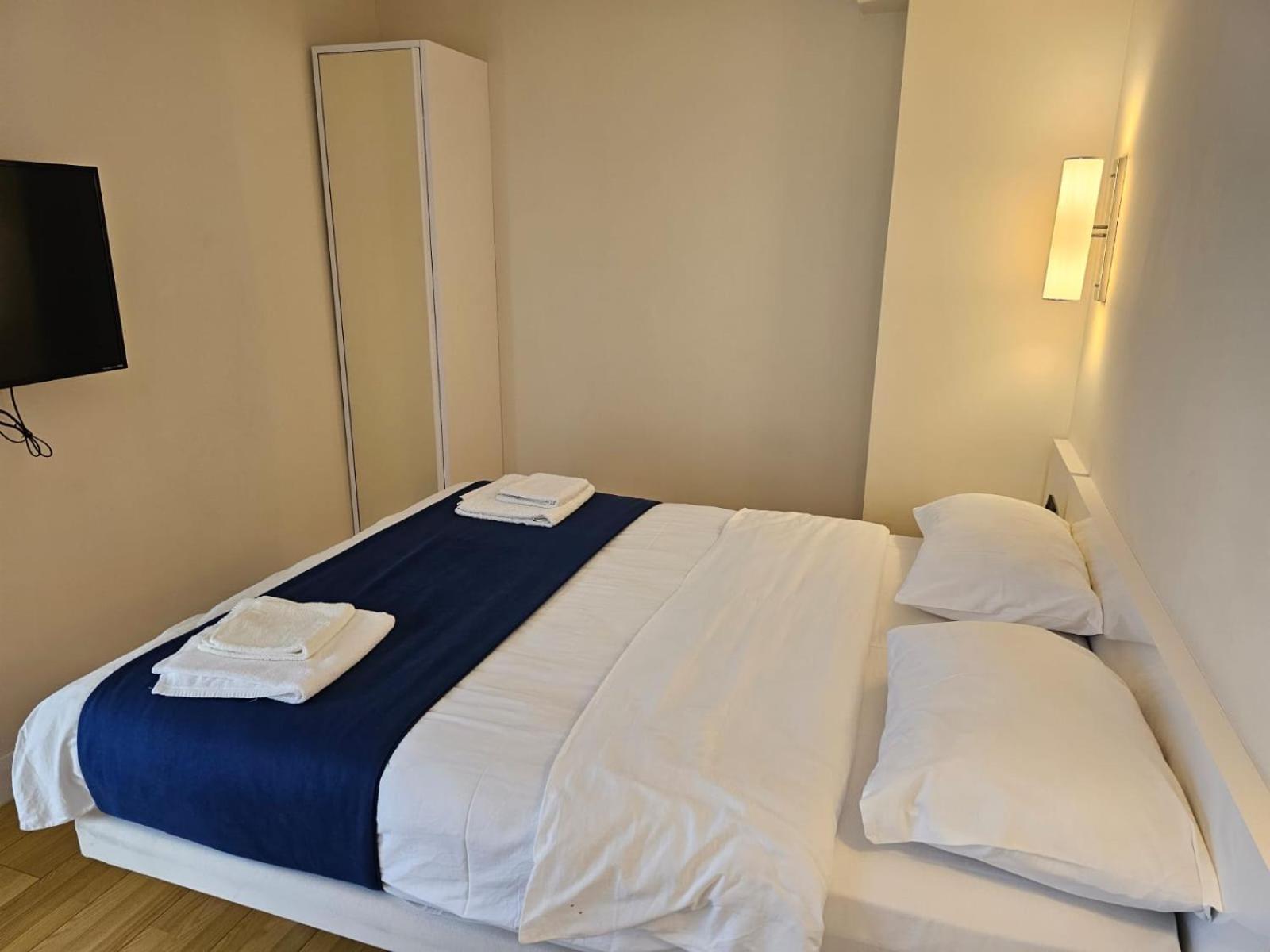 Orbi City Best Apartments 巴统 外观 照片