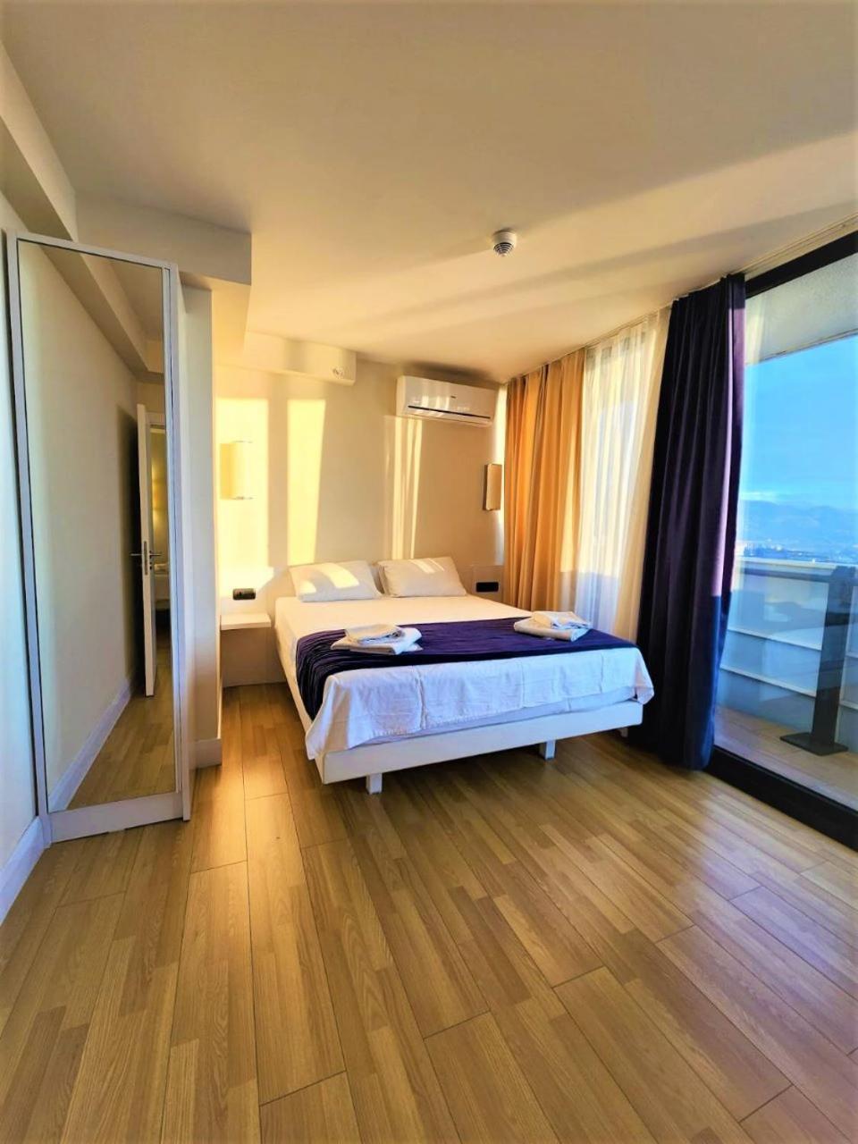 Orbi City Best Apartments 巴统 外观 照片
