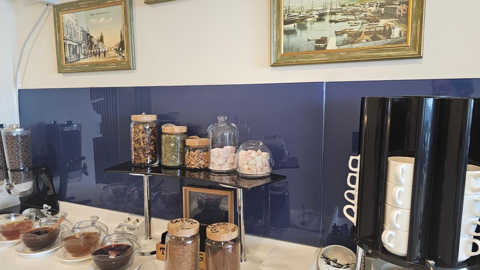 Orbi City Best Apartments 巴统 外观 照片