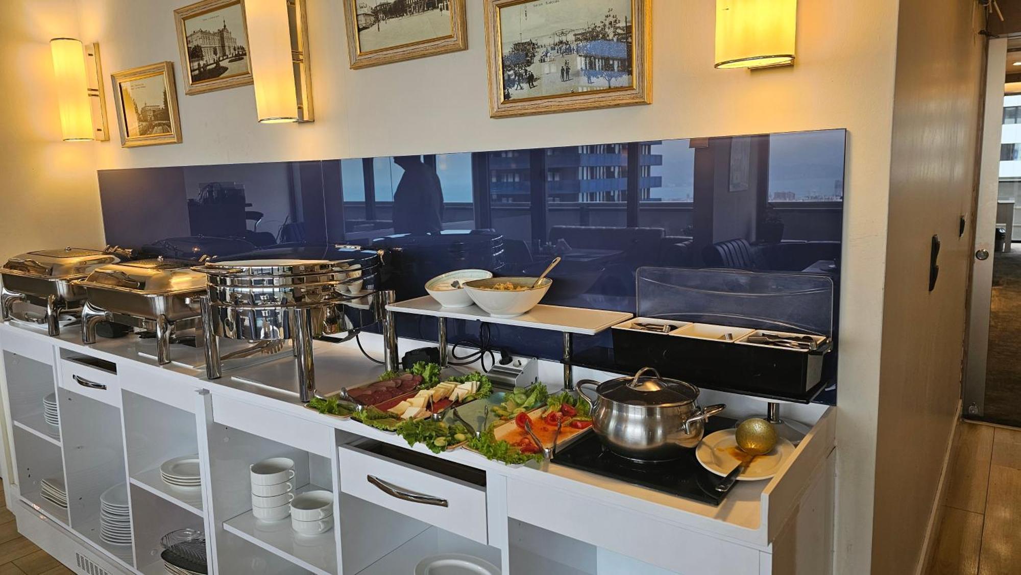 Orbi City Best Apartments 巴统 外观 照片
