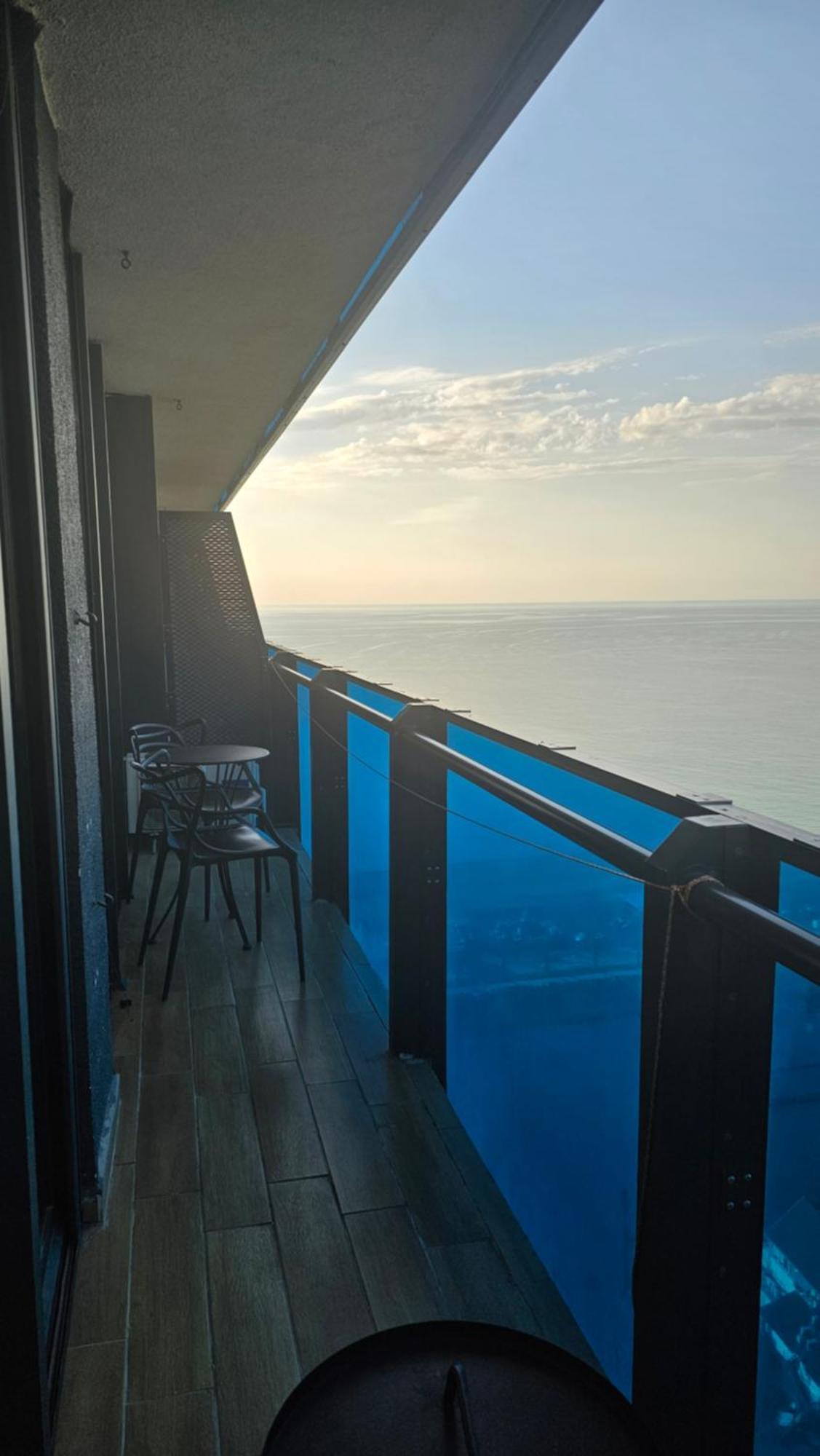 Orbi City Best Apartments 巴统 外观 照片